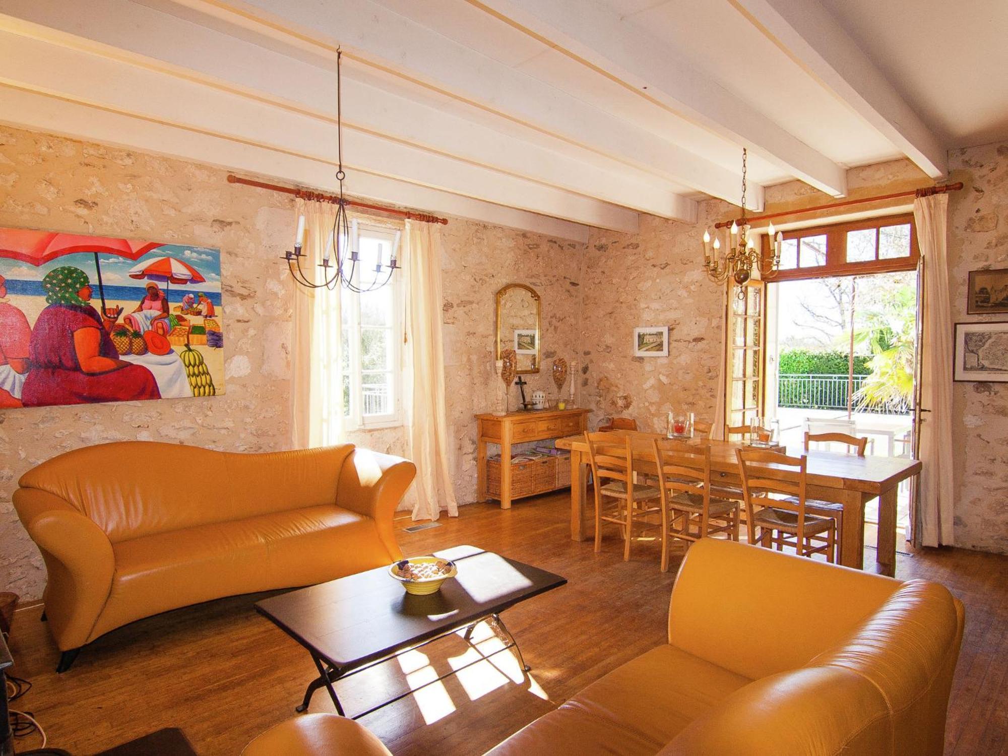 Warm Mansion With Swimming Pool In Sigoul S Villa Pomport Buitenkant foto