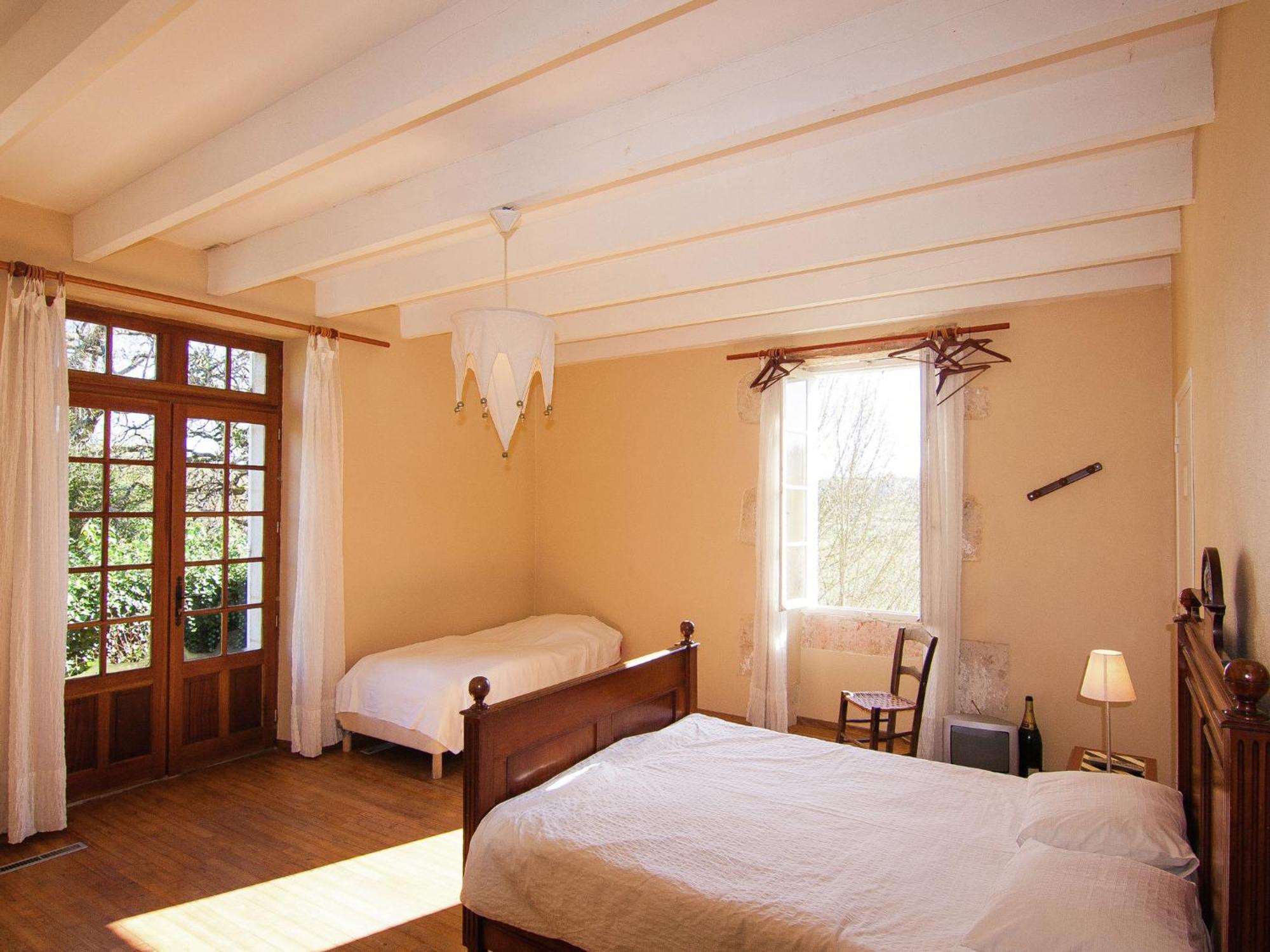 Warm Mansion With Swimming Pool In Sigoul S Villa Pomport Buitenkant foto